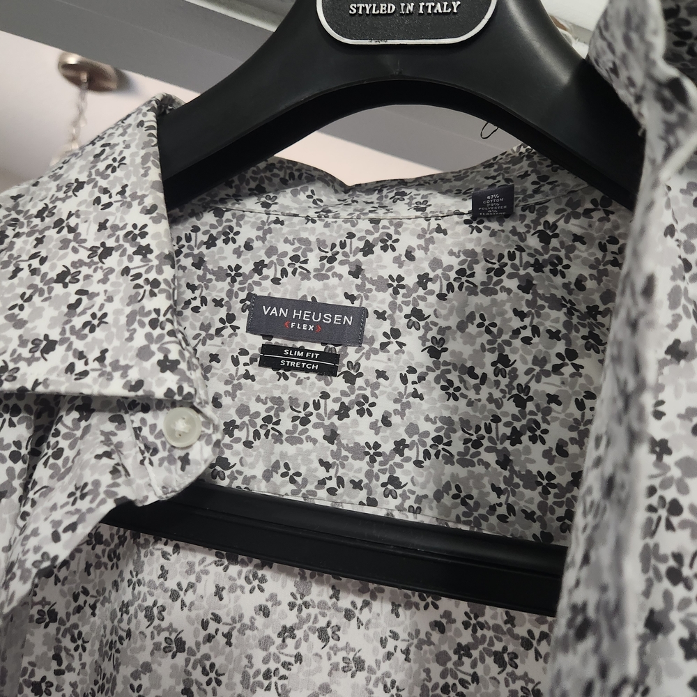 Van Heusen Floral Button-Up Shirt
